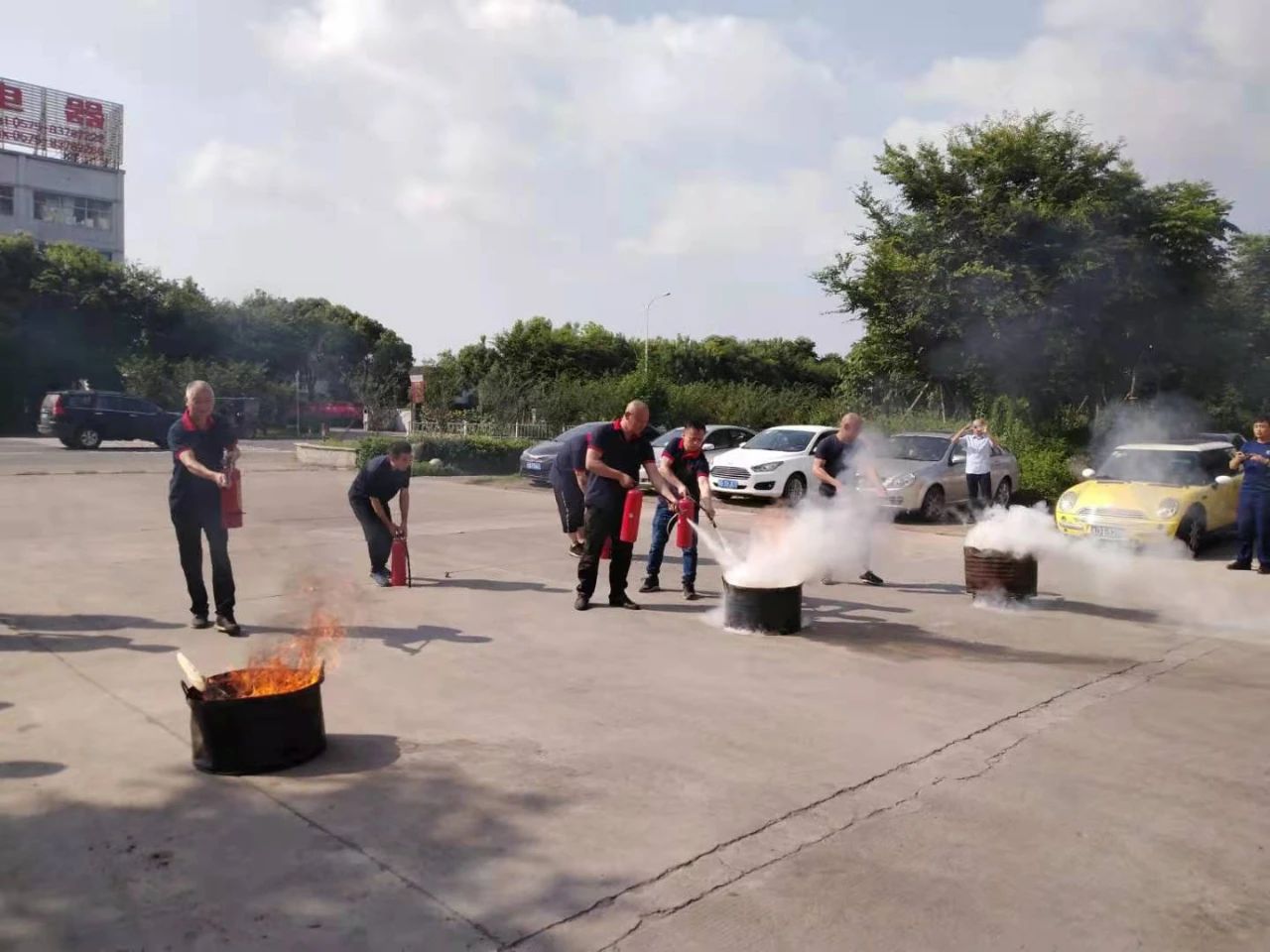 Brandoefening van de reeks activiteiten 